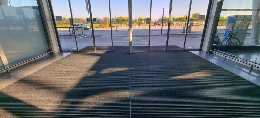Les avantages des racloirs en aluminium.